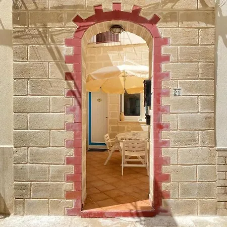 Appartamento { Casuzza Curatolo } 30 M Dal Centro. *