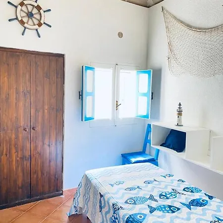 Casuzza Curatolo Apartman *