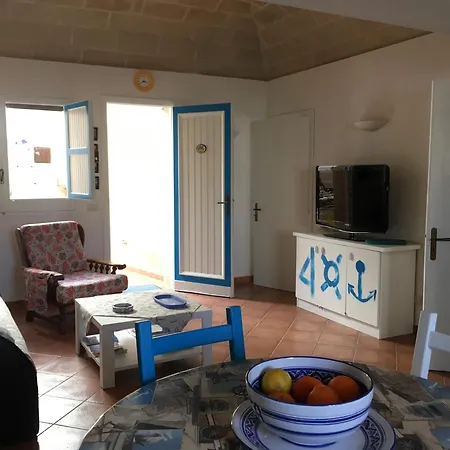 Appartamento { Casuzza Curatolo } 30 M Dal Centro. Favignana